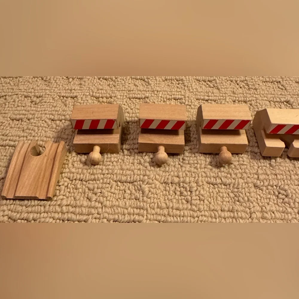 Stops, ramps & straights wooden rail /train track compatible w/ Brio and Thomas